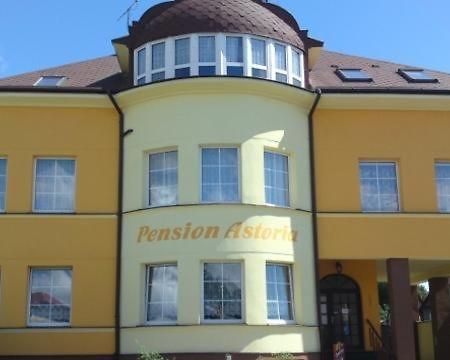 Pension Astoria Klášterec nad Ohří Kültér fotó
